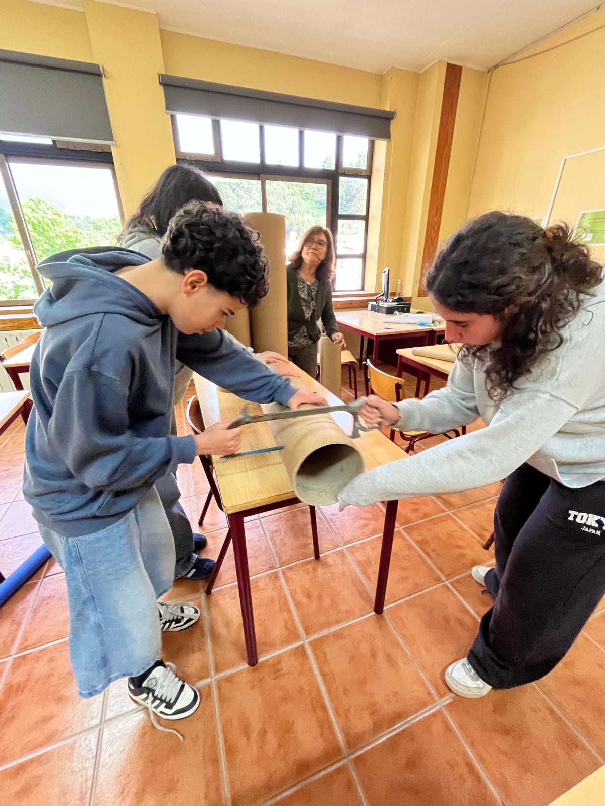 Corte do material usado na construção