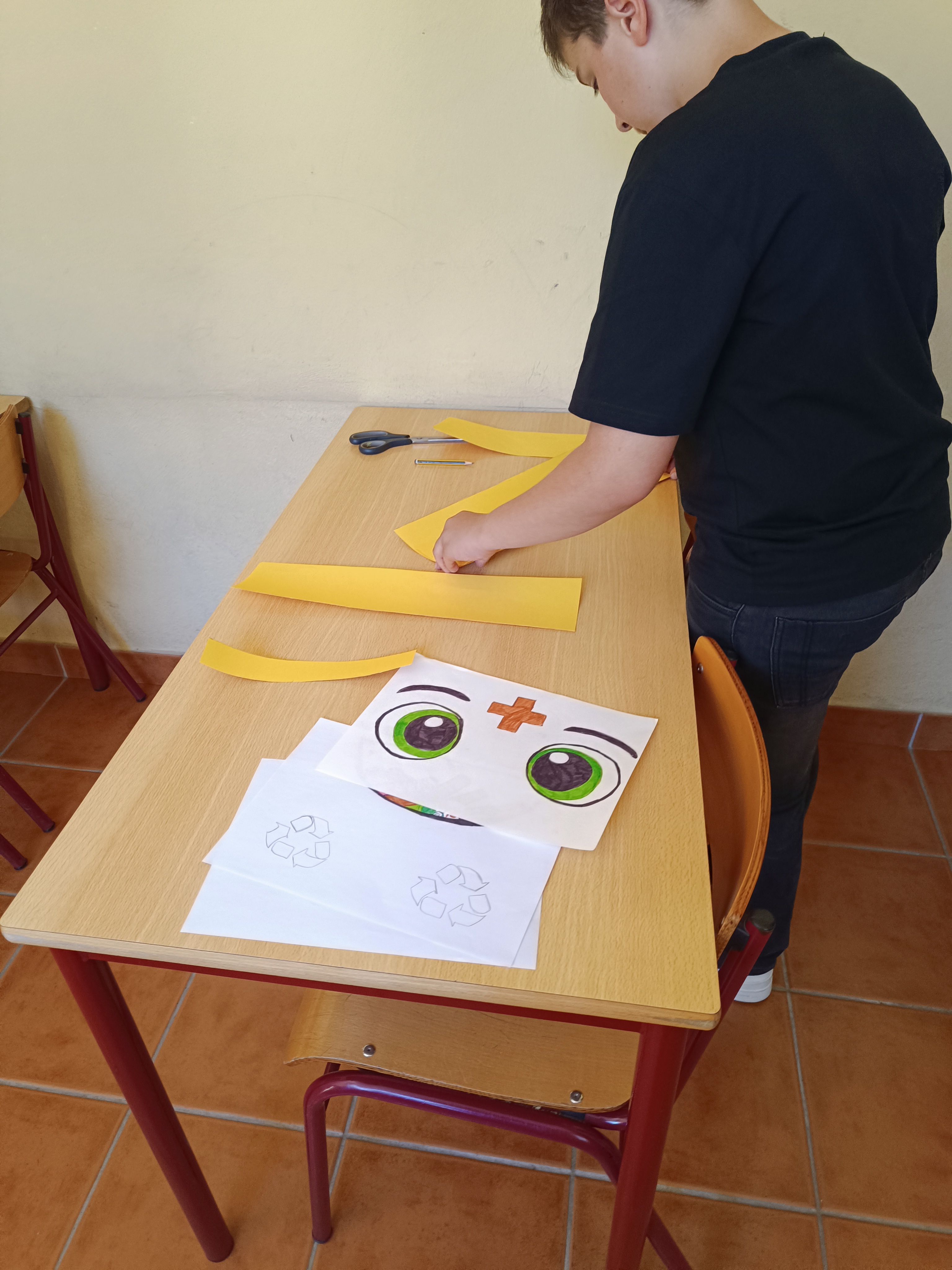 Aproveitamento de sobras de cartolina